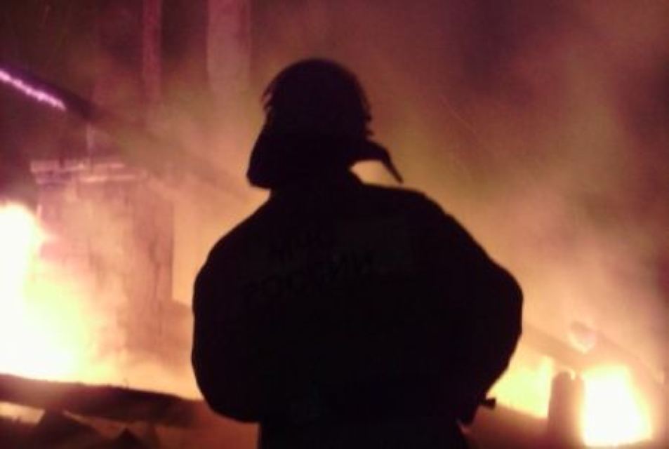 В Карачевском районе сгорел дом