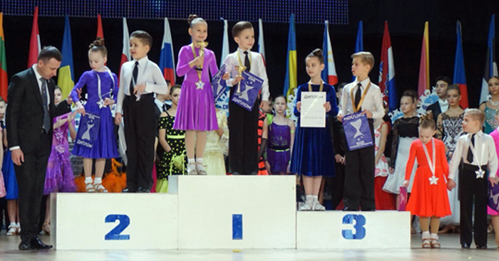 Брянские танцоры победили на международном конкурсе в Белоруссии