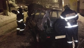 Ночью в Брянске сгорел автомобиль