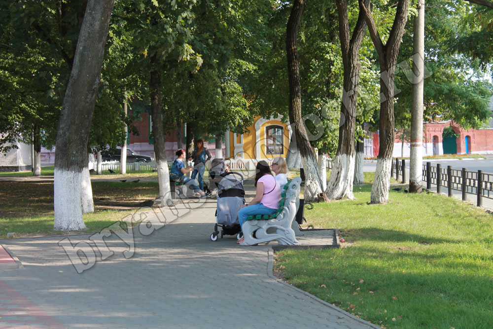 В Новозыбкове женщины живут дольше мужчин в среднем на 11 лет