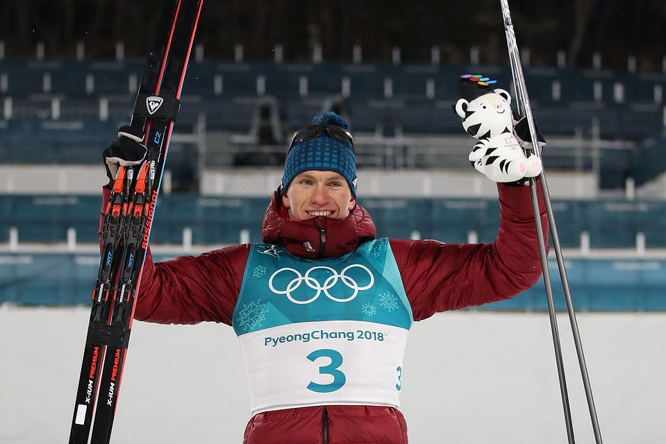 Александр Большунов взял серебро в олимпийском лыжном марафоне