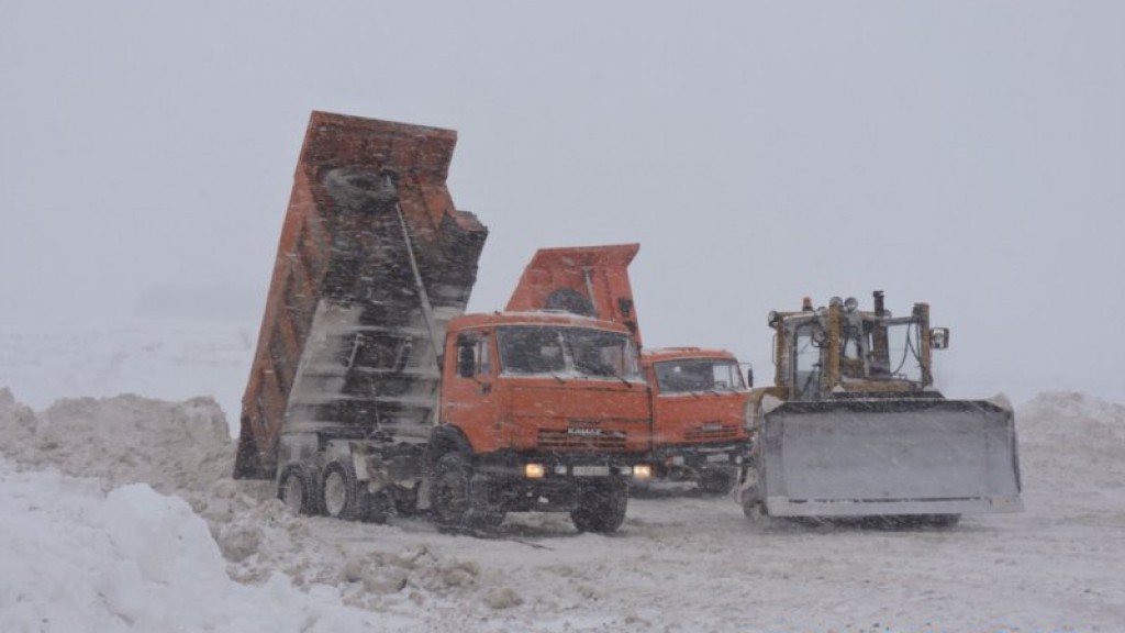 С улиц Брянска за два дня убрали 3100 тонн снега