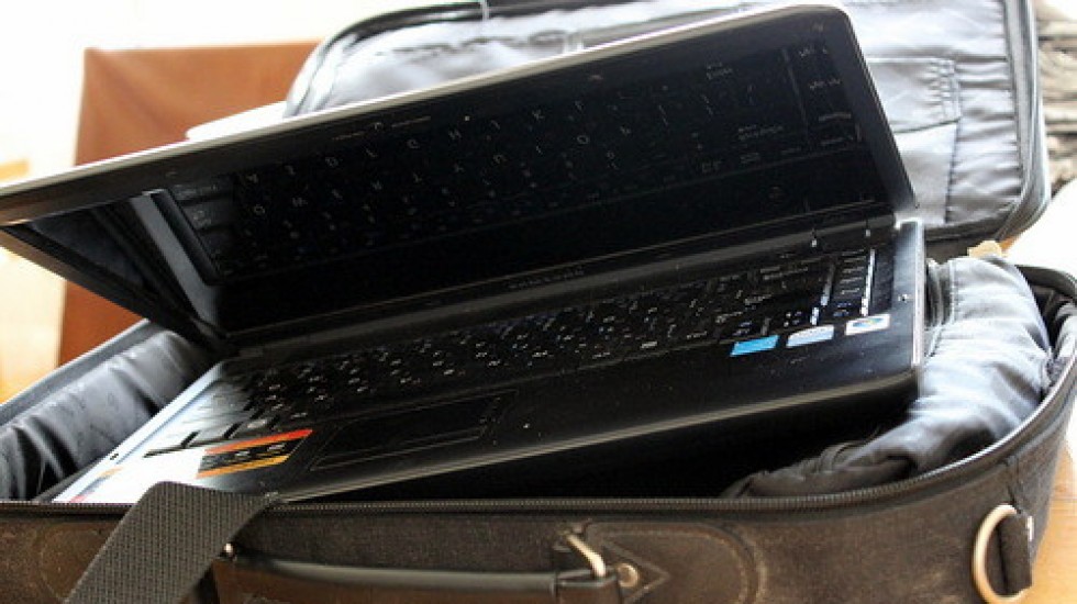 Игроман из Брянска украл ноутбук у приятеля