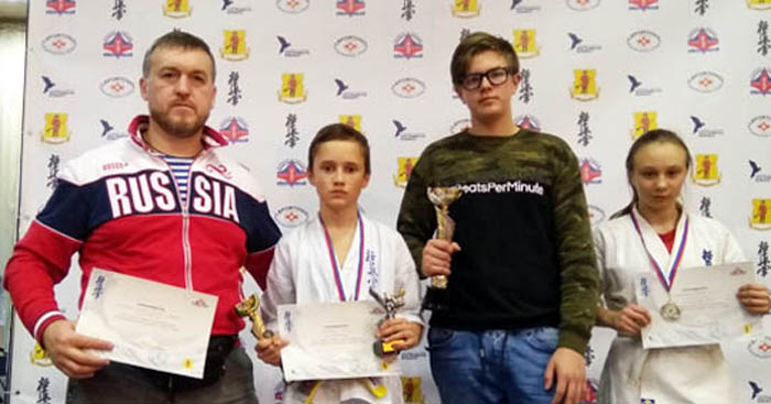 Юные брянцы привезли награды со столичного турнира по киокусинкай