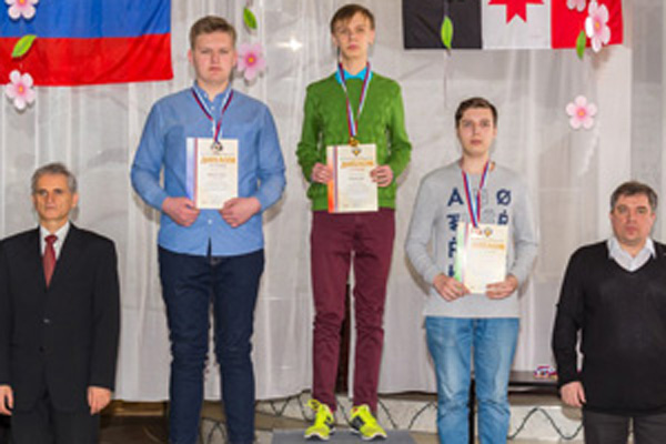 Брянский шашист завоевал два золота на первенстве России