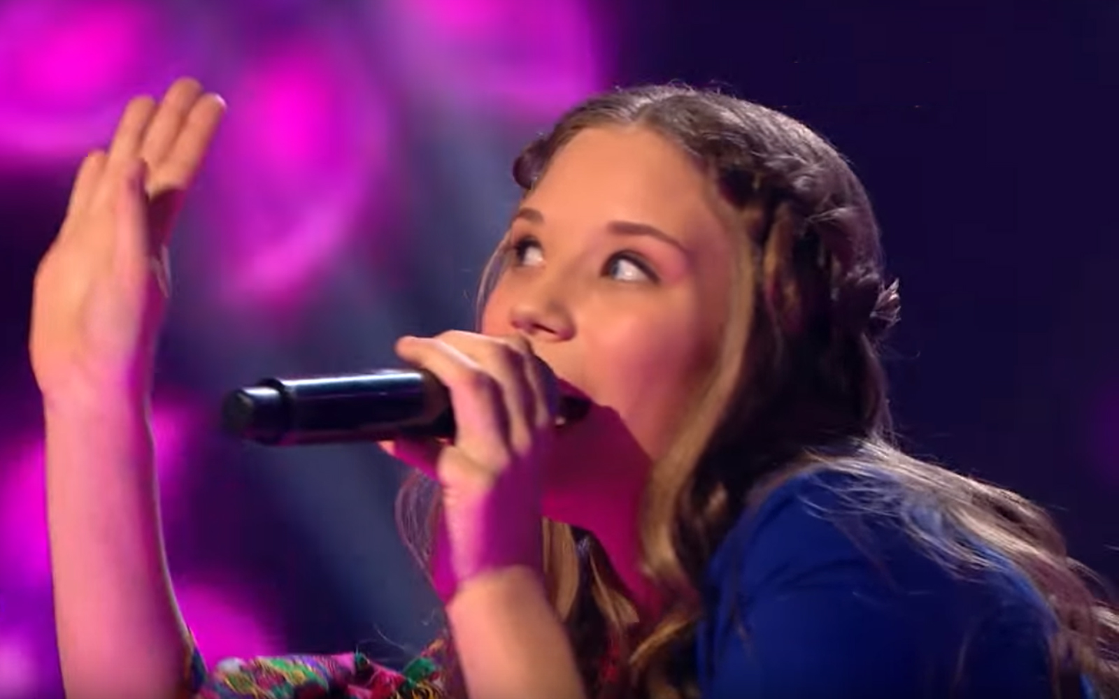 13-летняя Марина Ефимова из брянского поселка Климово не попала в полуфинал телепроекта НТВ «Ты супер!»