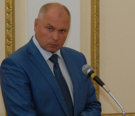 В Брянске бывший чиновник задержан по подозрению во взятке в 7 млн рублей