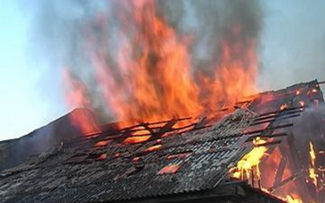 В деревне под Севском за полчаса потушили пожар в частном доме