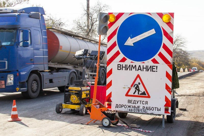 На подъезде к Брянску из-за ремонта путепровода ограничат движение для большегрузов