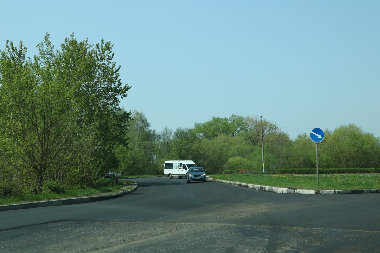 В Брянске ремонтируют дороги и тротуары