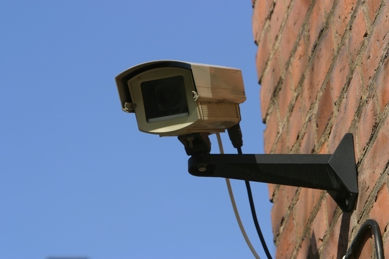 В Брянске украденный перфоратор «нашли» с помощью видеокамеры