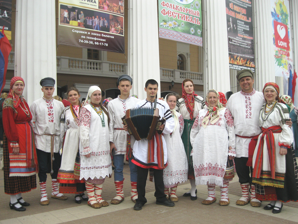 Гости из Украины, Белоруссии и Казахстана приедут на «Деснянский хоровод» в Суземку
