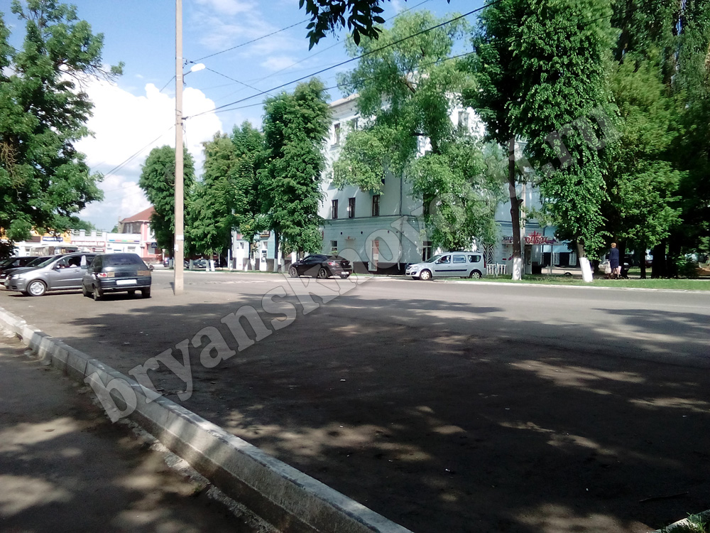 В Новозыбкове испорченную дорогу обещают подремонтировать к концу июня