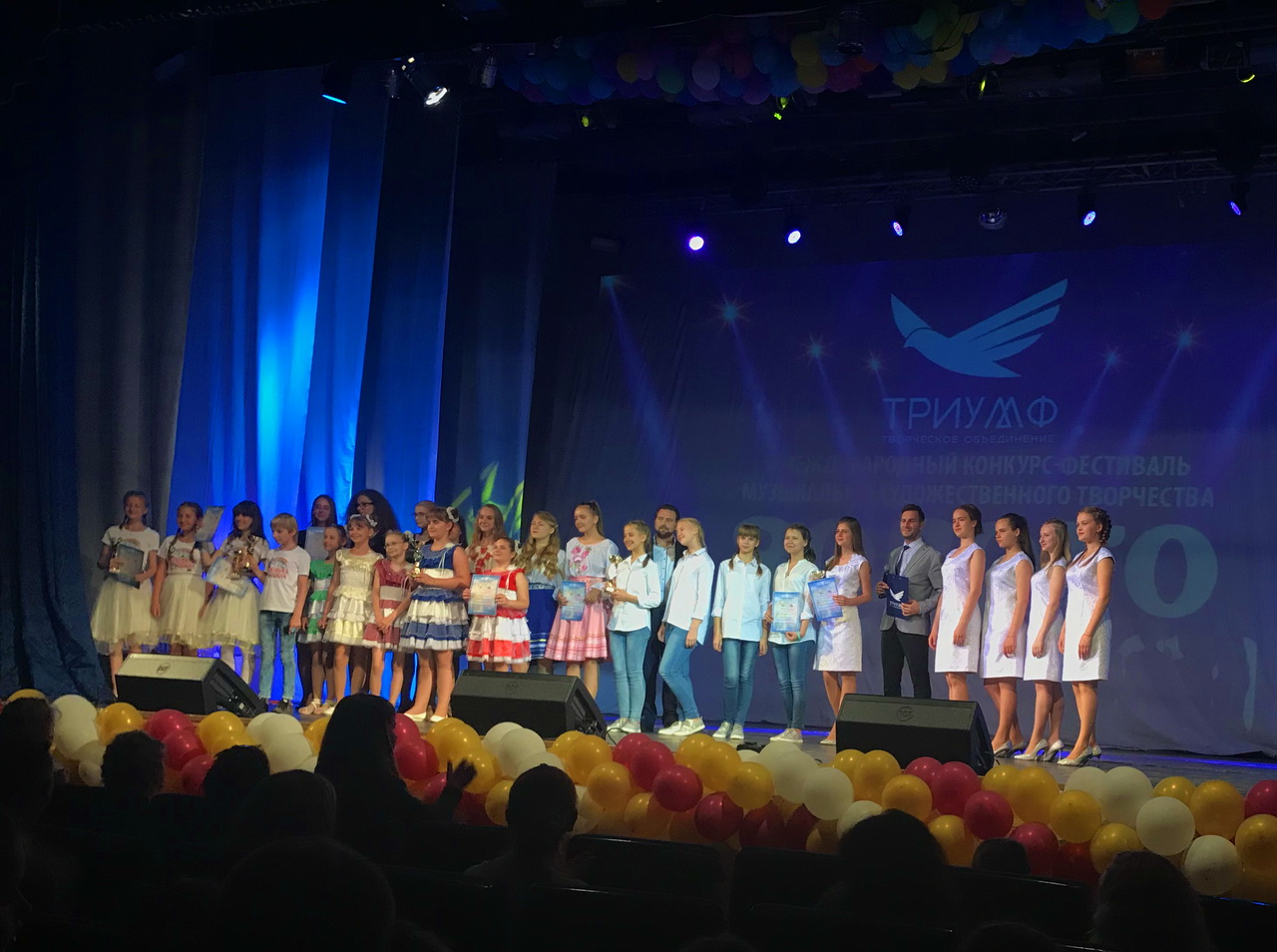 Юные вокалисты привезли в Брянск «Золото Балтики»