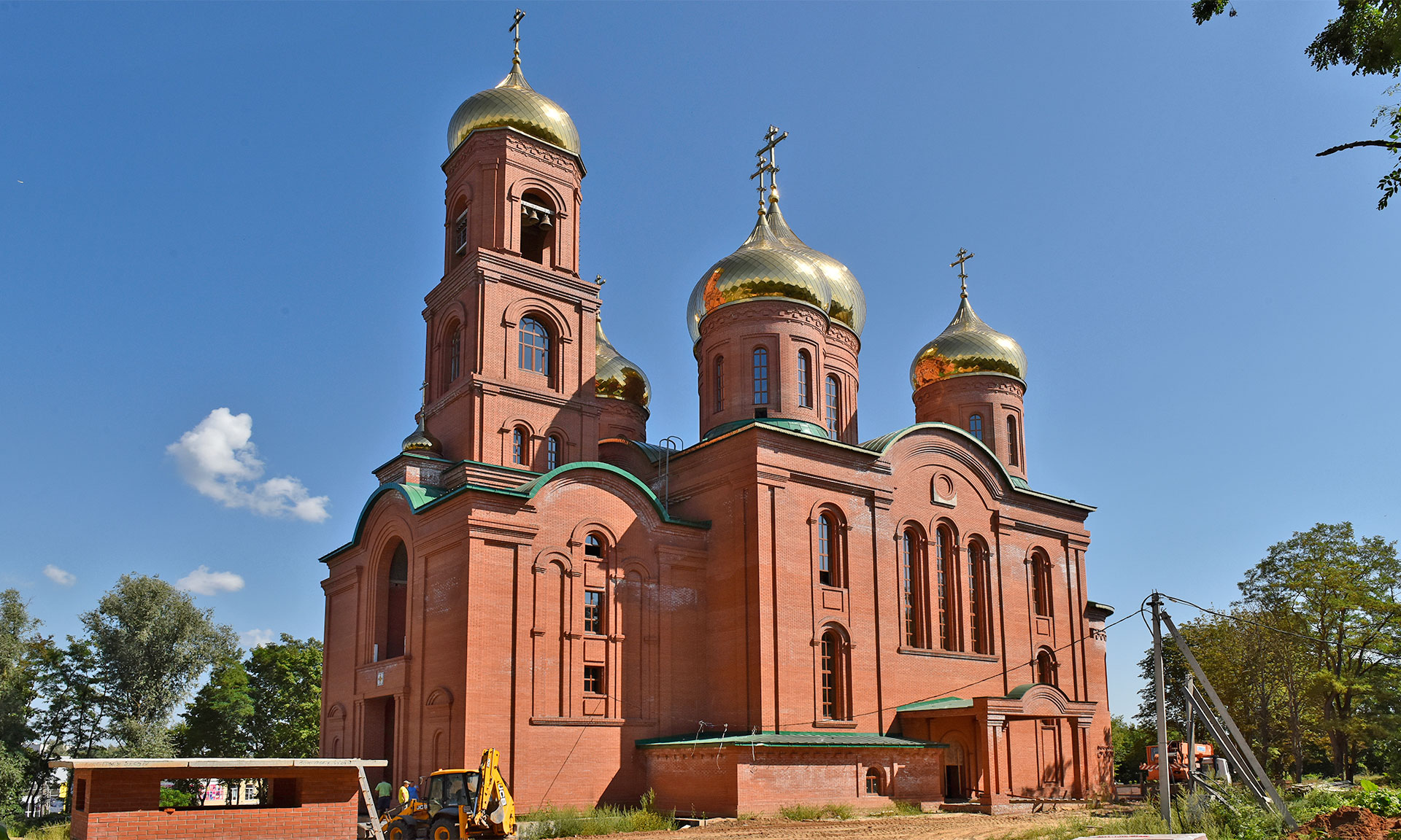 Для клинцовского Кафедрального собора заказали мраморный иконостас