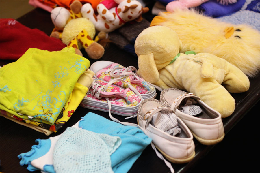В Клинцах и Брянске собирают вещи и игрушки для нуждающихся детей