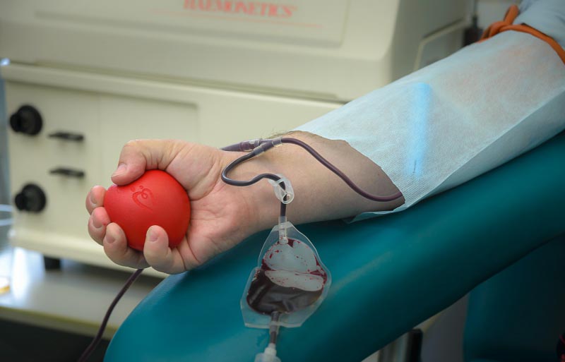 Десятки доноров из Новозыбкова регулярно сдают кровь, спасая чужие жизни