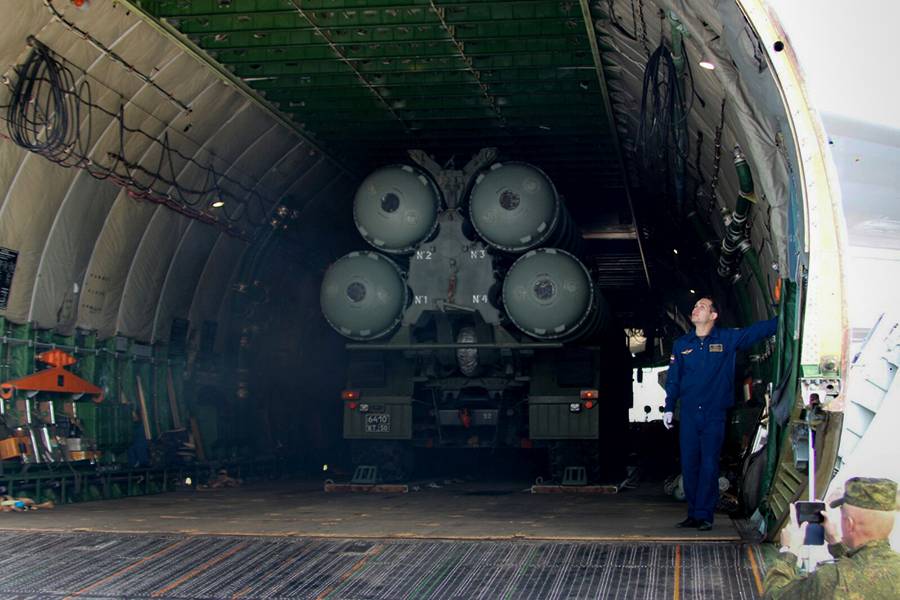 СМИ: брянский Ан-124 доставил в Сирию комплексы ПВО