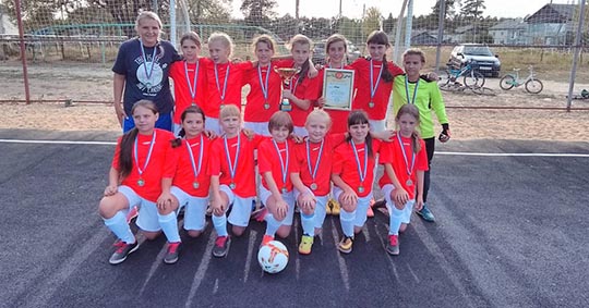 Юные брянские футболистки взяли серебро на турнире в Нижегородской области