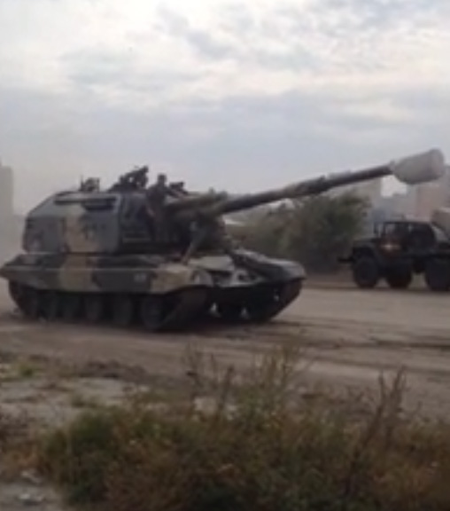 В Брянске сняли на видео репетицию парада военной техники