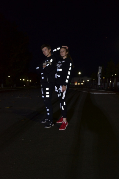 В Севске сняли на видео эффектный танцевальный флешмоб в темноте