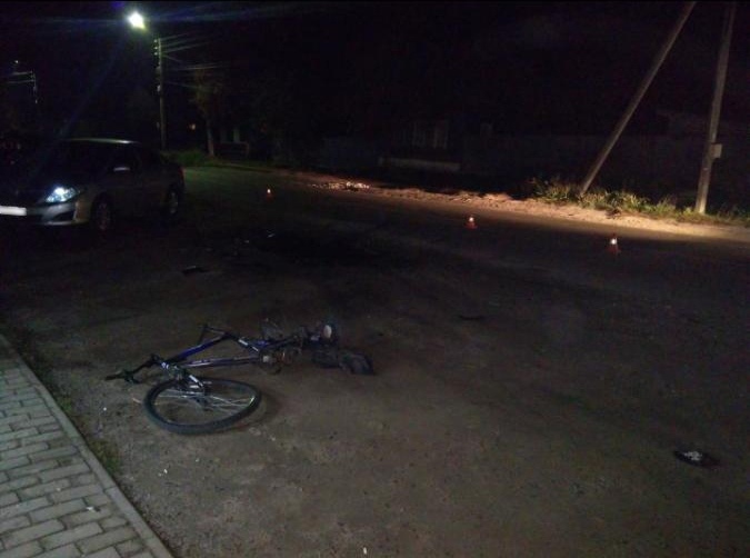 В Трубчевске внедорожник сбил велосипедиста: у мужчины скальпированная рана головы