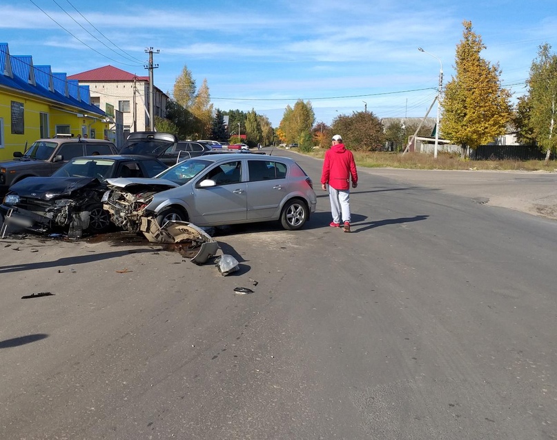 В Клинцах 25-летний автомобилист попал на больничную койку в результате ДТП