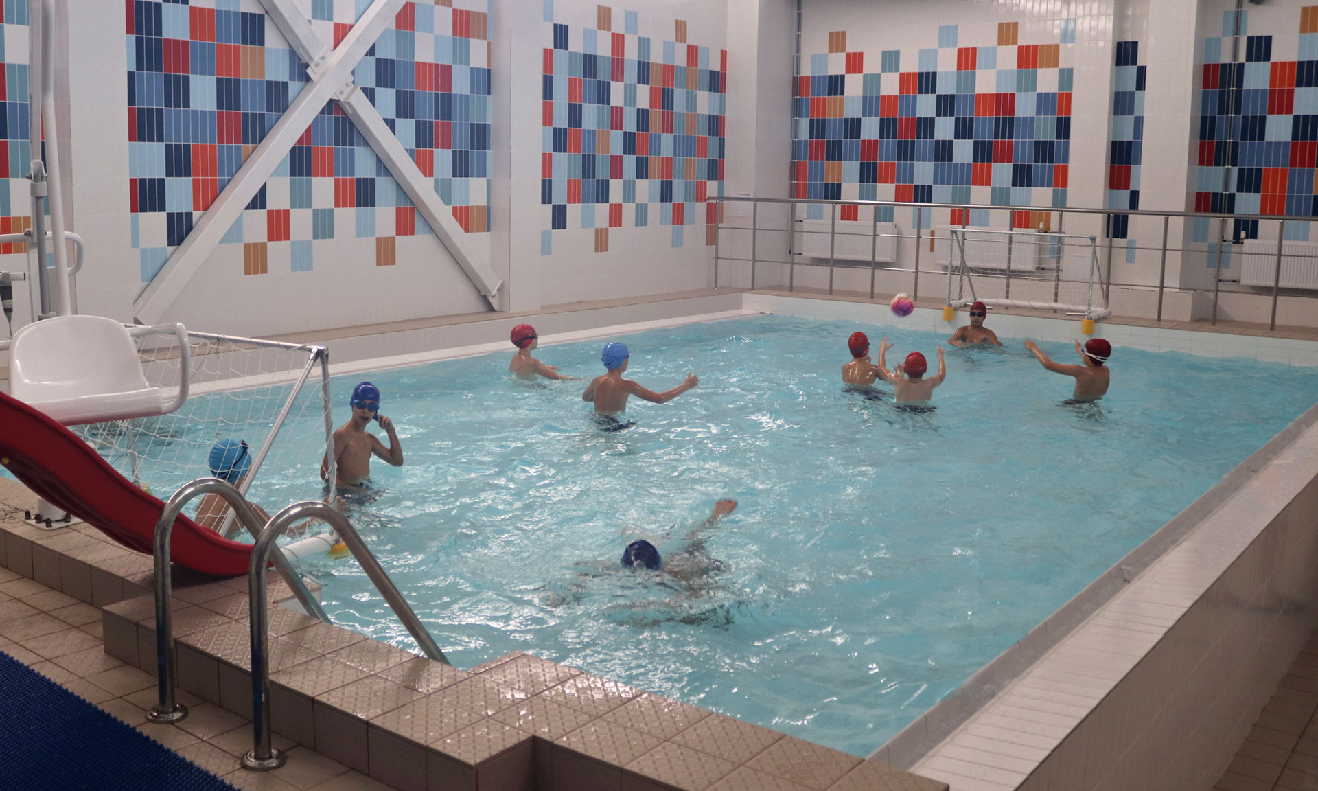 В Клинцах открыли новый ФОК с бассейном, на очереди Ледовая арена в Климово