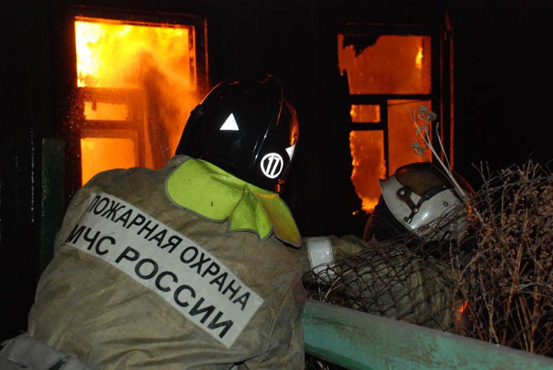 В Севском районе выясняют, чье тело обнаружено в сгоревшем доме
