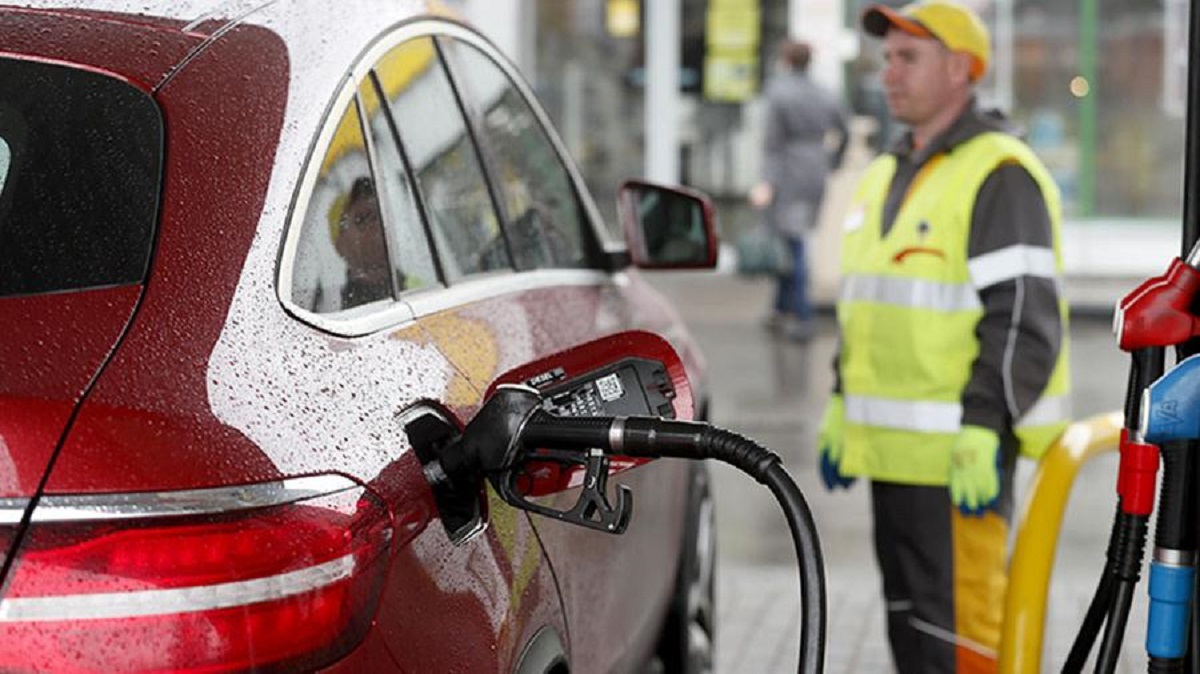 Стало известно, как изменятся цены на бензин в будущем году