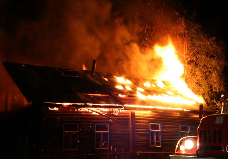 В Мглинском районе горел жилой дом
