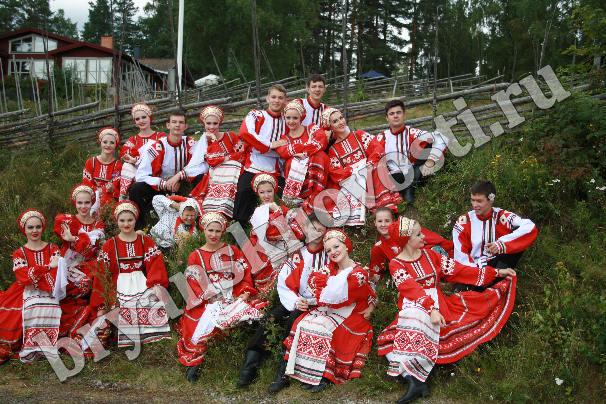 Танцевальный ансамбль «Калинка» стал Заслуженным коллективом – единственным в Брянской области