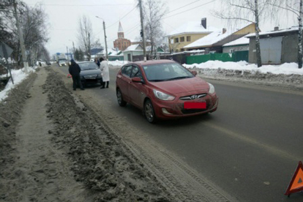 В Брянске неосторожный водитель чуть не спровоцировал роды у автоледи