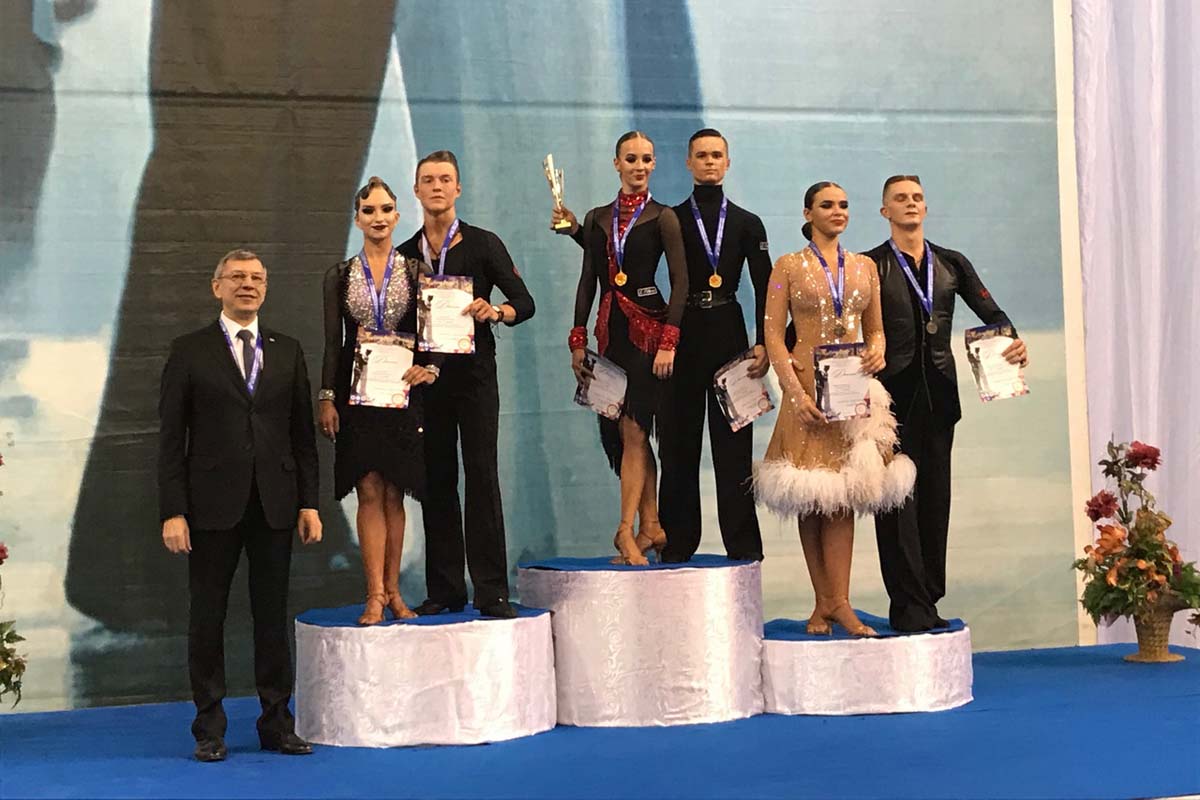 Брянские танцоры стали победителями престижного конкурса