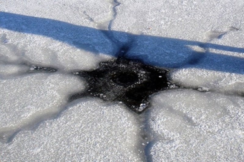На Ипути 14-летний ребенок провалился под лед