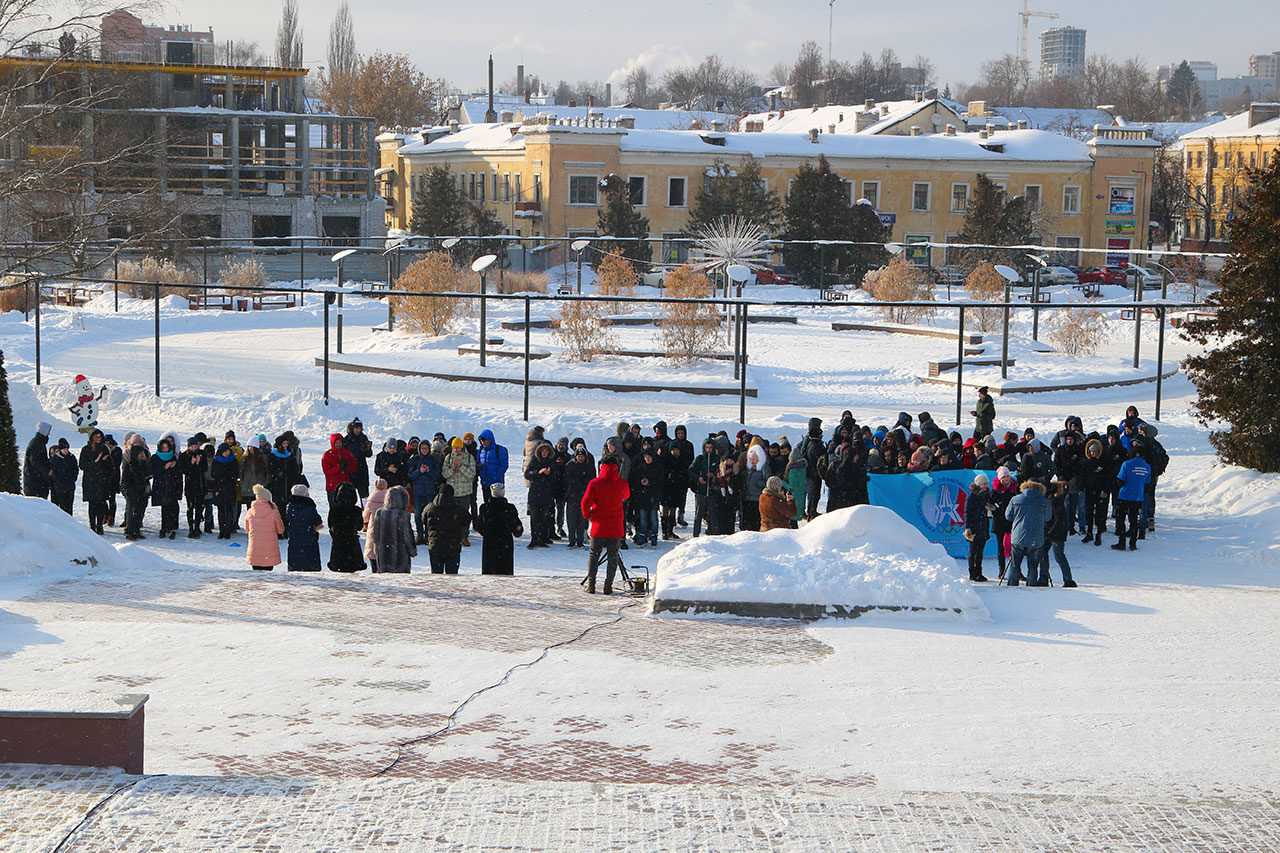 В Брянске студенты вышли на «Татьянин лед»