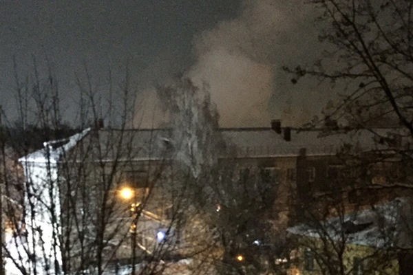 В Брянске минувшей ночью оперативно потушили пожар на проспекте Московском