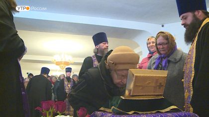 В Севский монастырь прибыл ковчег с мощами Матроны Московской и Спиридона Тримифунтского