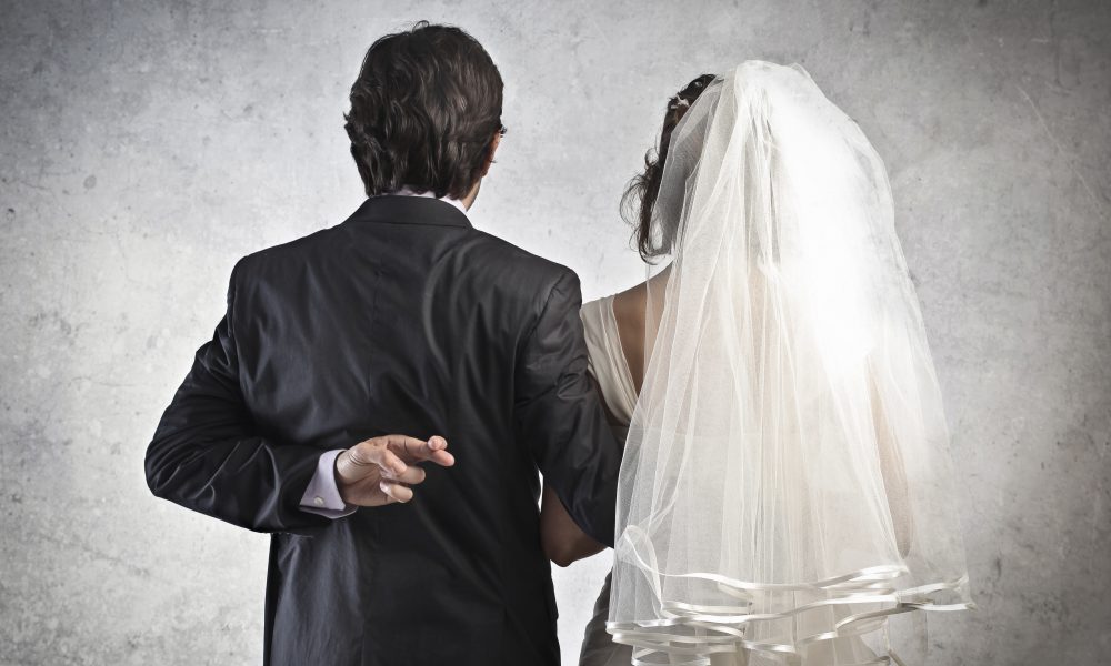 На Брянщине станет меньше фиктивных браков