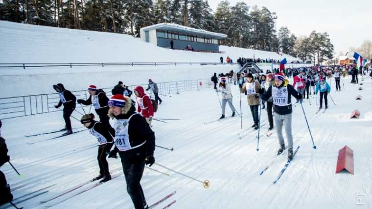 Несмотря на оттепель в Брянске не теряют надежду провести лыжные гонки