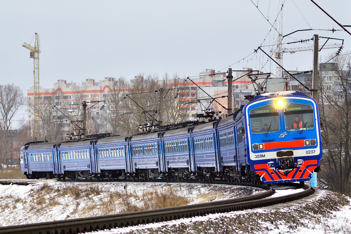 Поезд “Брянск-Суземка” временно изменит своё расписание