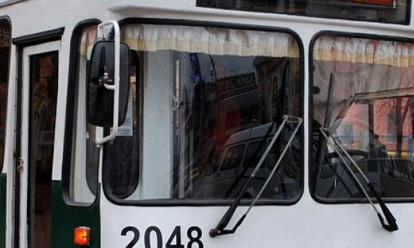 В Брянске сильно пострадала пассажирка троллейбуса