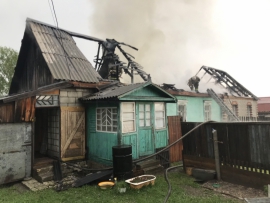 В Навле огнеборцы потушили многоквартирный дом