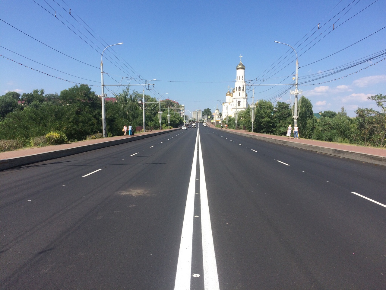 В Брянске продолжается капитальный ремонт проспекта Ленина