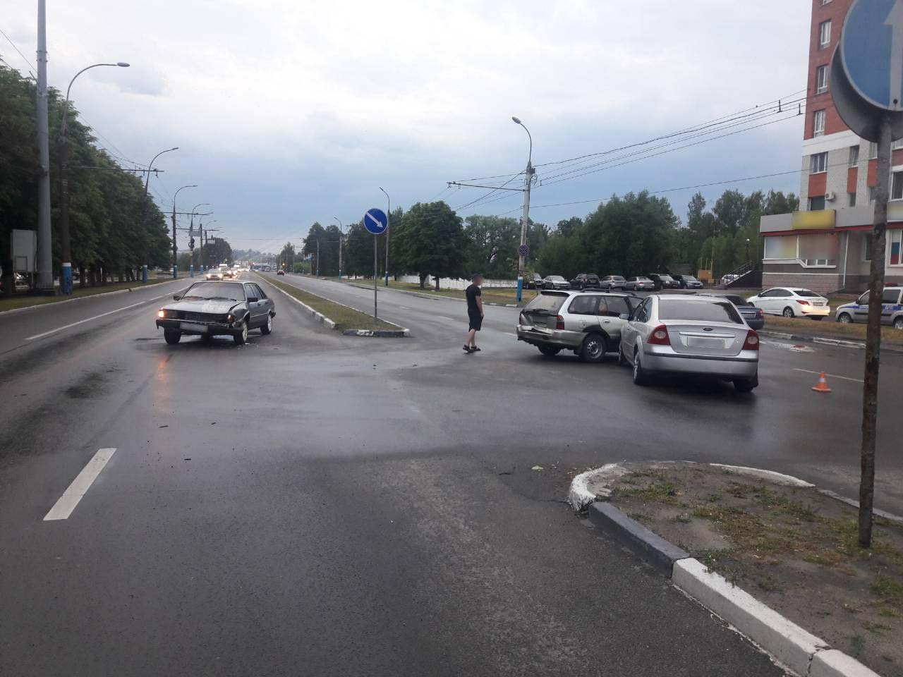 В Брянске в результате массовой аварии ранена пассажирка