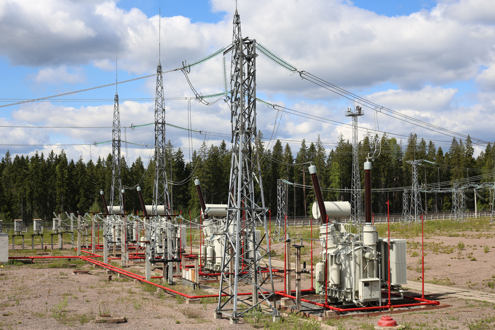 В Брянской области модернизируют подстанции магистральных электрических сетей