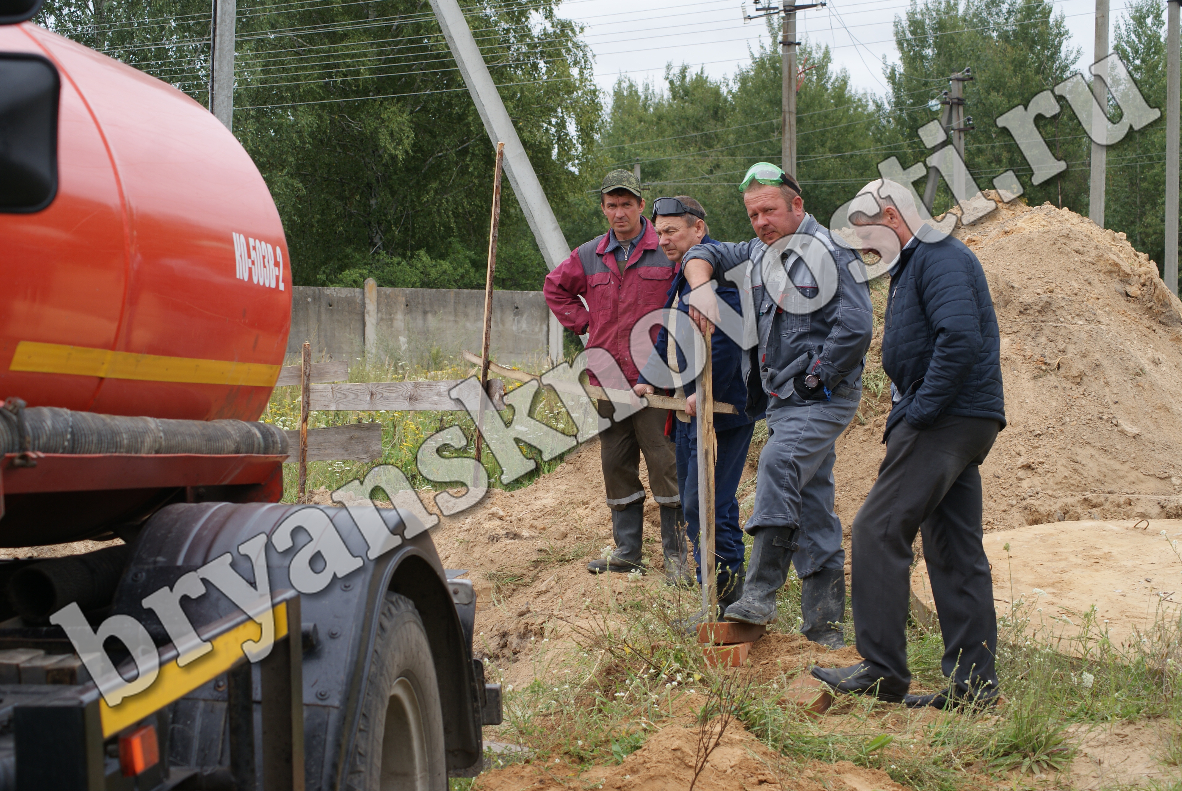 В Новозыбкове начались масштабные работы по врезке водопровода