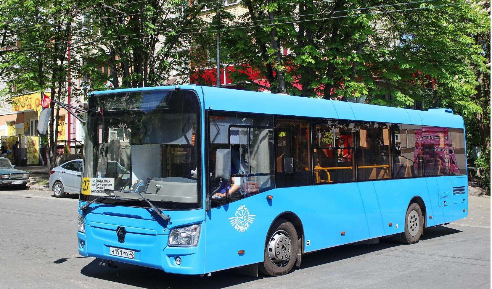Брянск запускает дополнительный транспорт на «Яблочный спас»