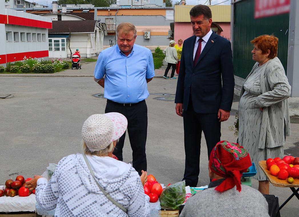 С овощного рынка на Новостройке в Брянске исчезли прилавки