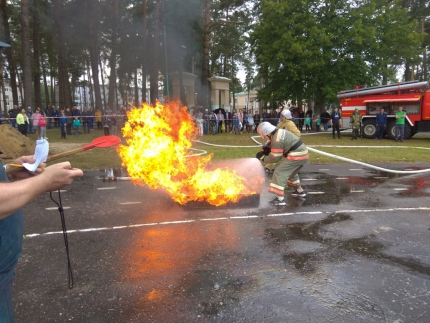 Сирены, пожары и не сухие «рукава»: в городе Сельцо Брянской области прошёл «День гражданской обороны»